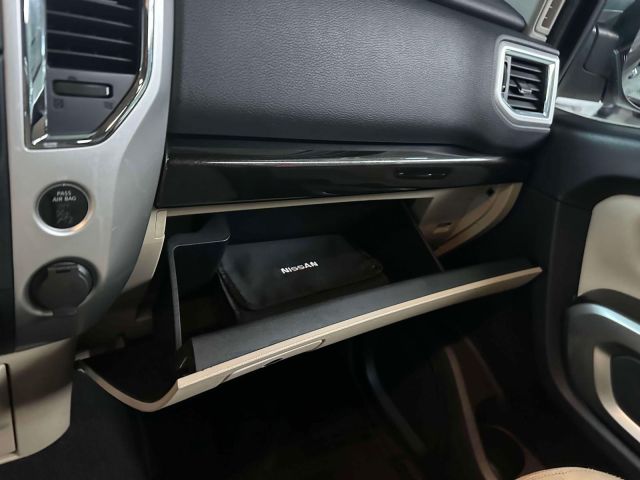 2017 Nissan Titan 4x2 Crew Cab SV