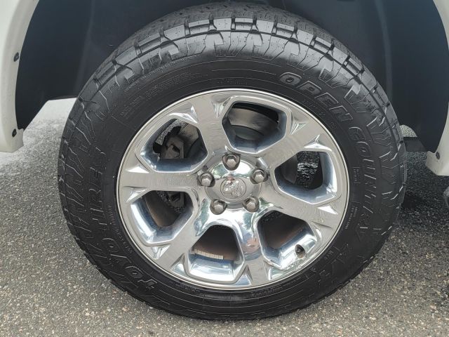 2017 Ram 1500 Laramie 4x4 Crew Cab 57 Box