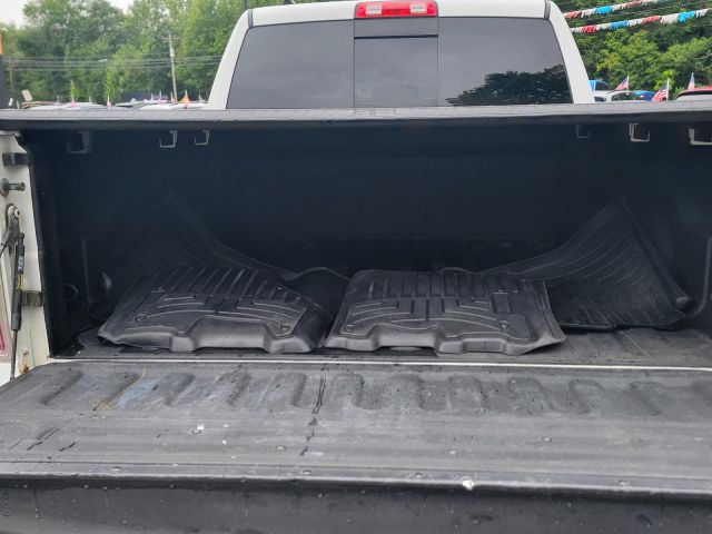 2017 Ram 1500 Laramie 4x4 Crew Cab 57 Box