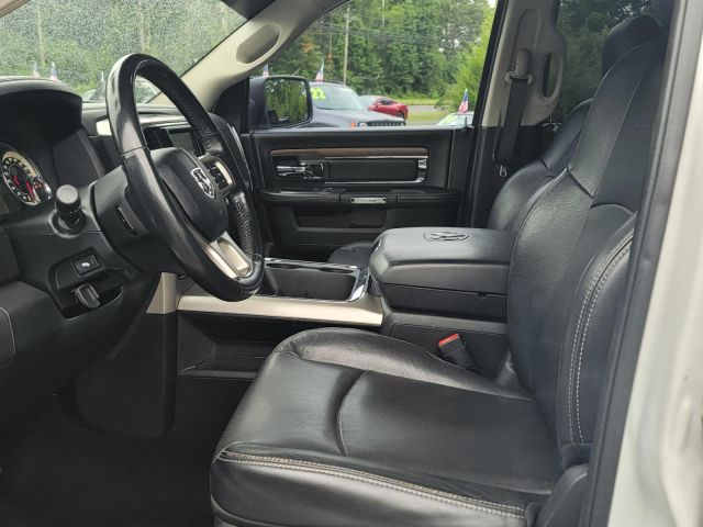 2017 Ram 1500 Laramie 4x4 Crew Cab 57 Box