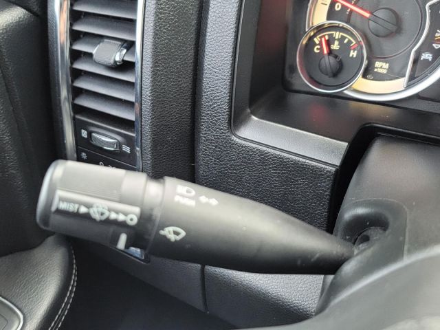 2017 Ram 1500 Laramie 4x4 Crew Cab 57 Box