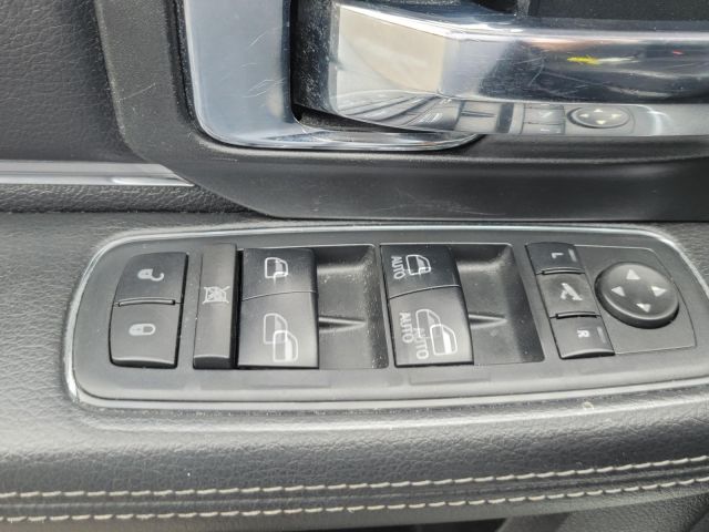 2017 Ram 1500 Laramie 4x4 Crew Cab 57 Box