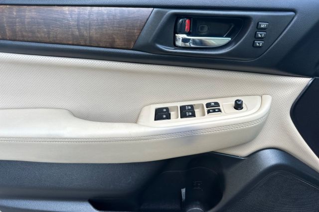 2017 Subaru Outback 2.5i