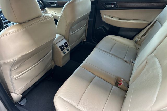 2017 Subaru Outback 2.5i