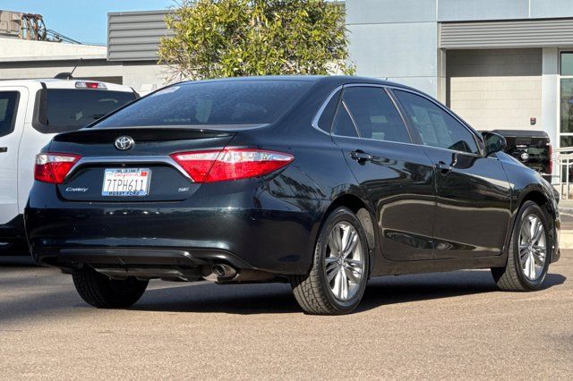 2017 Toyota Camry SE Pre-Owned