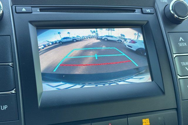 2017 Toyota Camry SE Pre-Owned