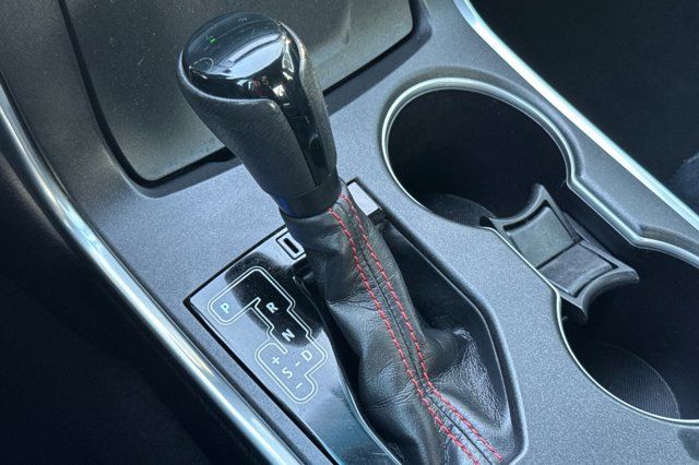 2017 Toyota Camry SE Pre-Owned