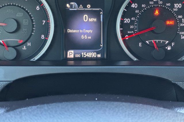 2017 Toyota Camry SE Pre-Owned