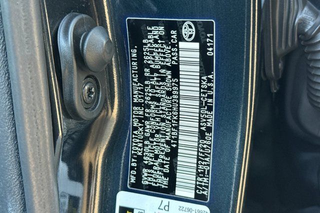 2017 Toyota Camry SE Pre-Owned