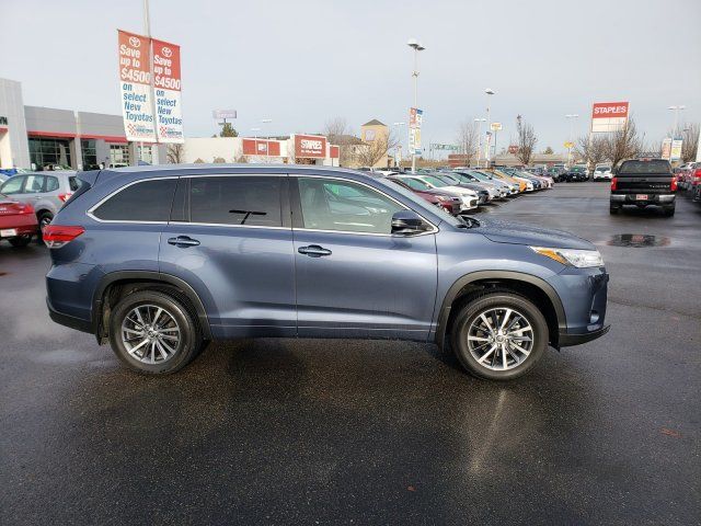 2017 Toyota Highlander For In Ontario Hometown 2017 Toyota Highlander Xle