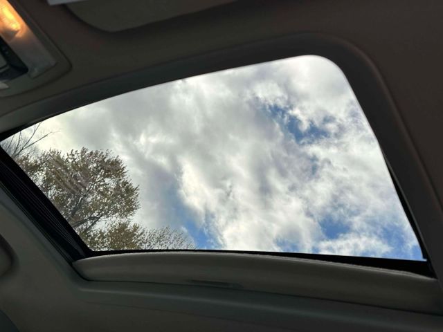 2017 Toyota Sienna XLE Premium AWD 7-Passenger (Natl)