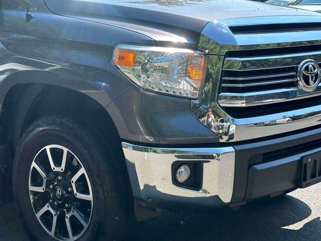 2017 Toyota Tundra 4WD SR5