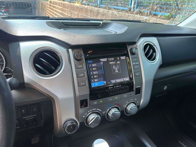 2017 Toyota Tundra 4WD SR5