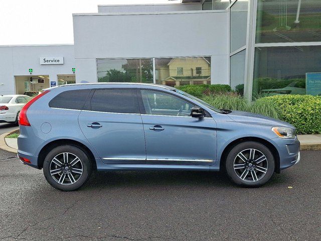 2017 Volvo XC60 Dynamic