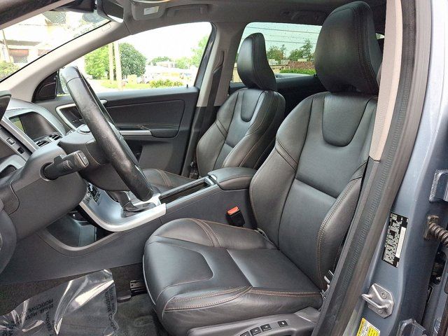 2017 Volvo XC60 Dynamic