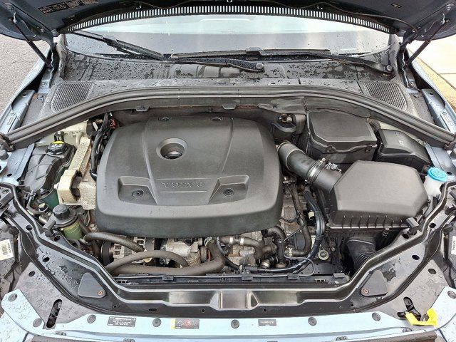 2017 Volvo XC60 Dynamic