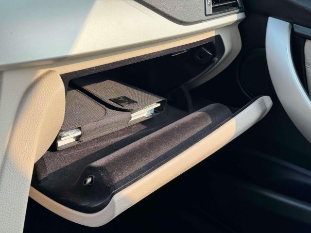 2018 BMW 3 Series 320i Sedan