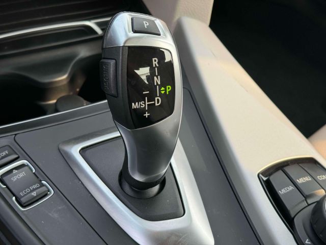 2018 BMW 3 Series 320i Sedan