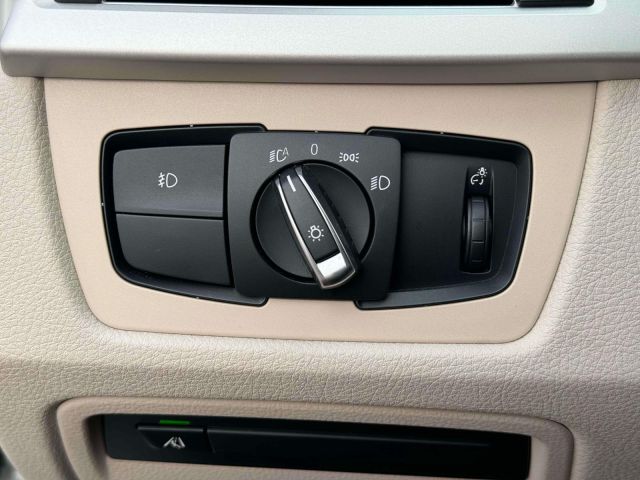 2018 BMW 3 Series 320i Sedan