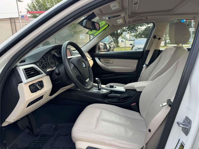 2018 BMW 3 Series 320i Sedan