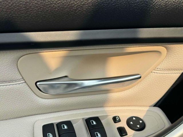 2018 BMW 3 Series 320i Sedan
