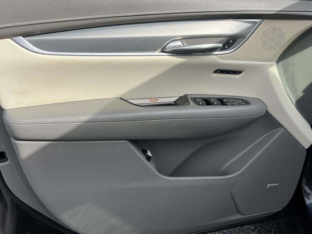 2018 Cadillac XT5 Luxury FWD 2018 Cadillac XT5 Luxury FWD