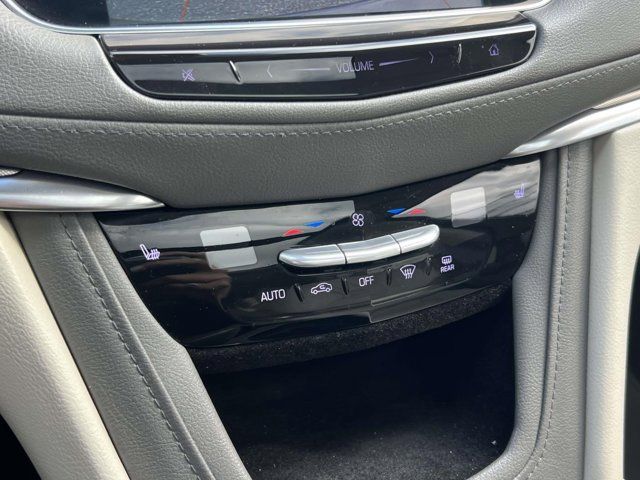 2018 Cadillac XT5 Luxury FWD 2018 Cadillac XT5 Luxury FWD