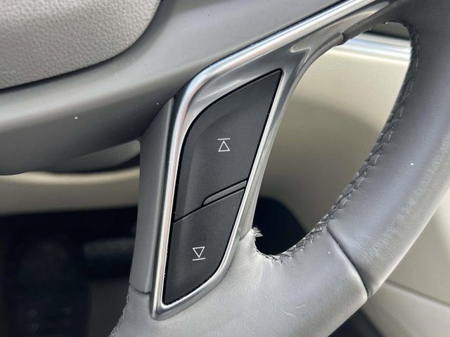 2018 Cadillac XT5 Luxury FWD 2018 Cadillac XT5 Luxury FWD