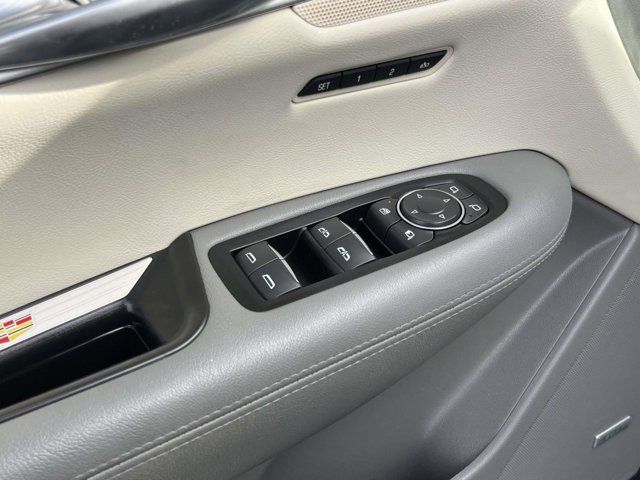 2018 Cadillac XT5 Luxury FWD 2018 Cadillac XT5 Luxury FWD