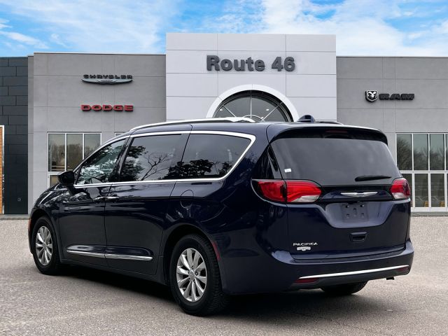 2018 Chrysler Pacifica Touring L FWD