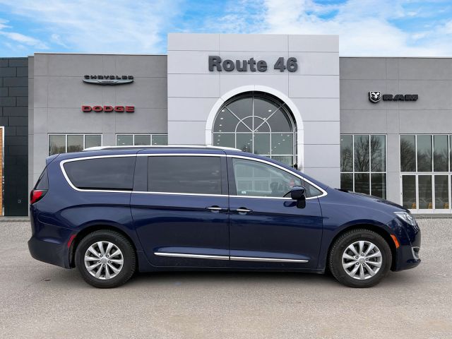2018 Chrysler Pacifica Touring L FWD