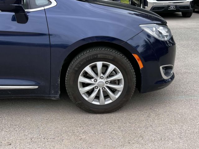 2018 Chrysler Pacifica Touring L FWD