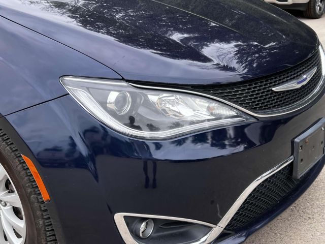 2018 Chrysler Pacifica Touring L FWD