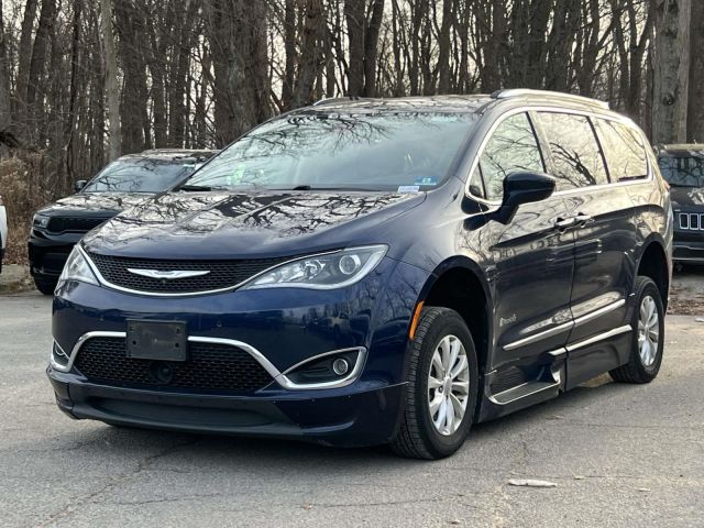 2018 Chrysler Pacifica Touring L Plus FWD 2018 Chrysler Pacifica Touring L Plus FWD