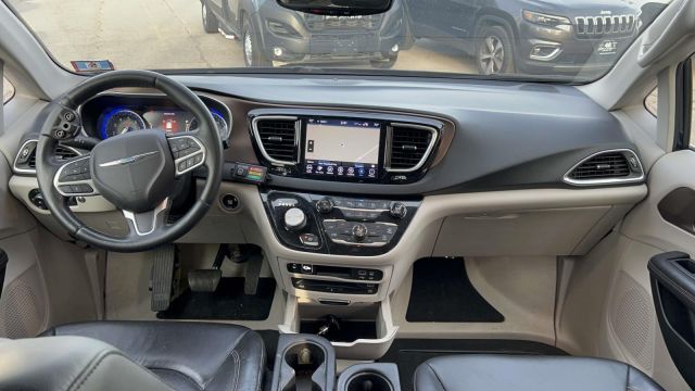 2018 Chrysler Pacifica Touring L Plus FWD 2018 Chrysler Pacifica Touring L Plus FWD