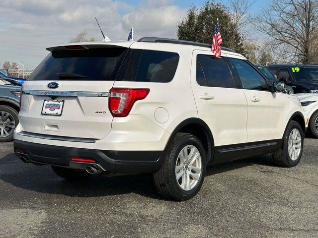 2018 Ford Explorer XLT 2018 Ford Explorer XLT