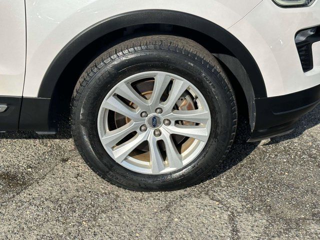 2018 Ford Explorer XLT 2018 Ford Explorer XLT