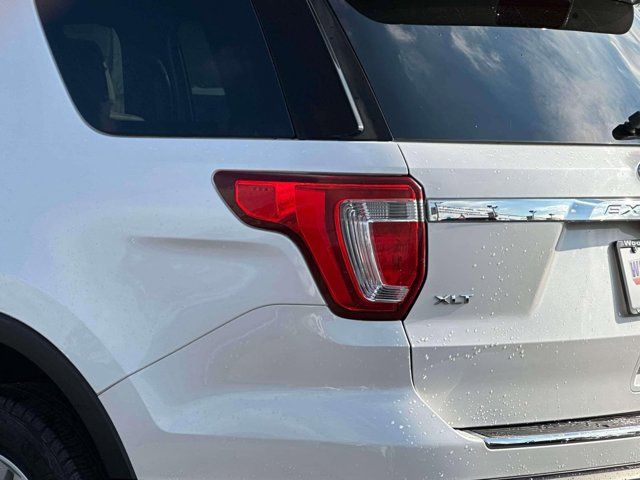 2018 Ford Explorer XLT 2018 Ford Explorer XLT