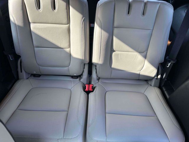 2018 Ford Explorer XLT 2018 Ford Explorer XLT