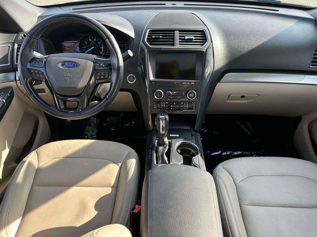 2018 Ford Explorer XLT 2018 Ford Explorer XLT