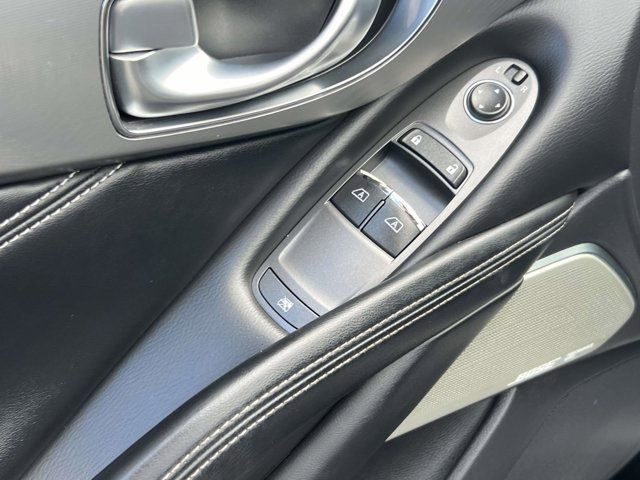 2018 INFINITI Q60 3.0t LUXE 2018 INFINITI Q60 3.0t LUXE