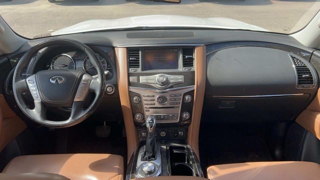 2018 INFINITI QX80 AWD