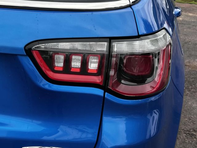 2018 Jeep Compass Latitude FWD