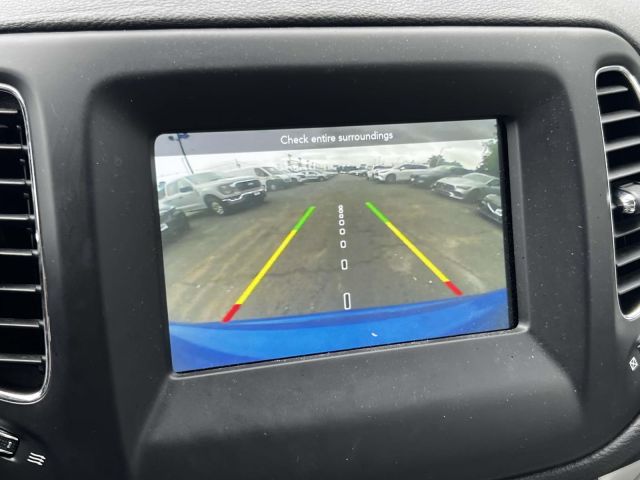 2018 Jeep Compass Latitude FWD
