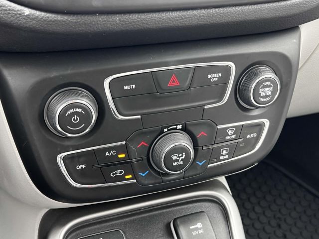 2018 Jeep Compass Latitude FWD