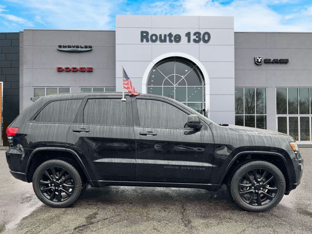2018 Jeep Grand Cherokee Altitude 4x4 *Ltd Avail* 2018 Jeep Grand Cherokee Altitude 4x4 *Ltd Avail*