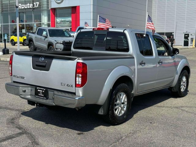 2018 Nissan Frontier Crew Cab 4x4 SV V6 Auto