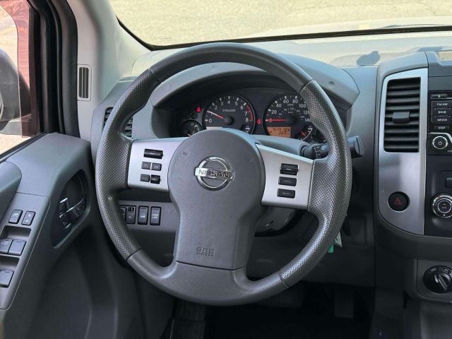 2018 Nissan Frontier Crew Cab 4x4 SV V6 Auto