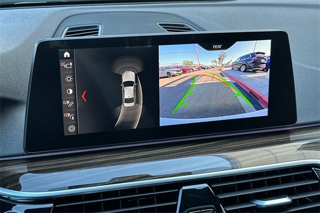 2019 BMW 5 Series 530e iPerformance 2019 BMW 5 Series 530e iPerformance