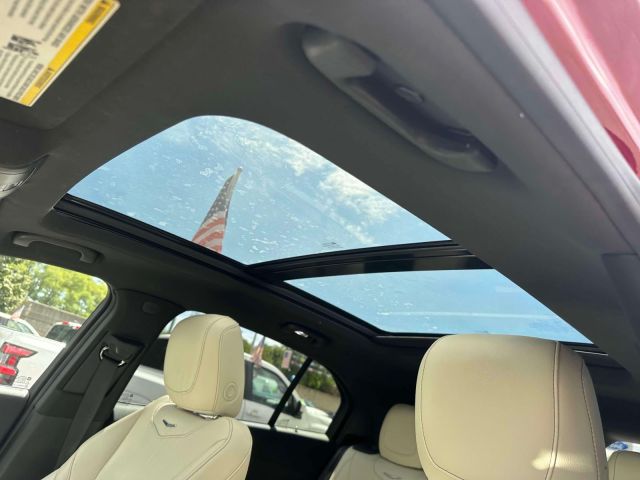 2019 Cadillac XT4 FWD 4dr Sport